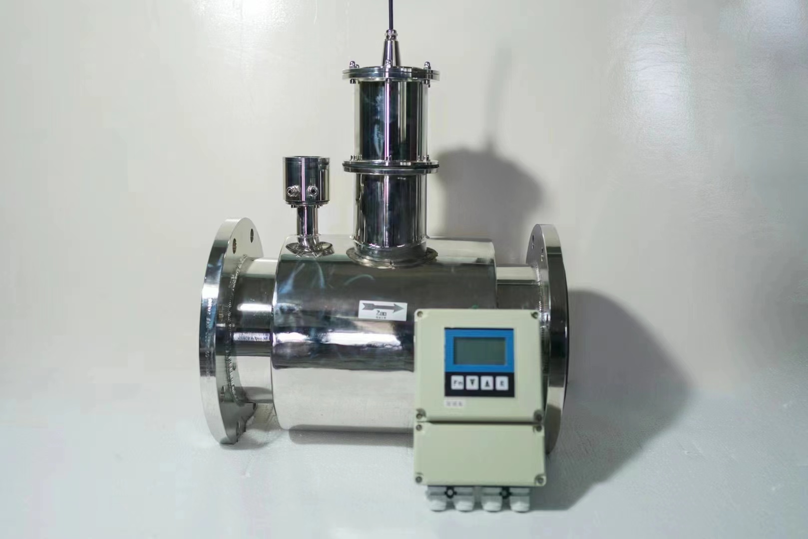 非滿管電磁流量計(jì)——為不滿流管道流量監(jiān)測帶來高效解決方案